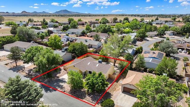 5420 N Mesquite Dr, Prescott Valley, AZ 86314 - aerial view of residential area featuring property parcel outlined and mountains
