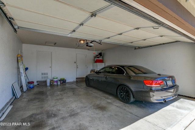 3096 Montana Dr, Prescott, AZ 86301 - garage featuring a garage door opener