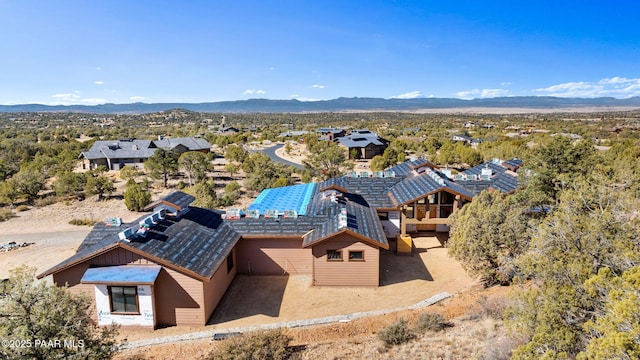 bird's eye view featuring a mountain view