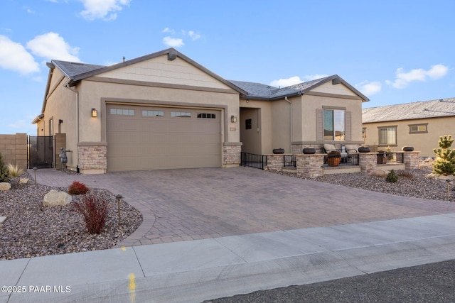 view of front of property featuring a garage