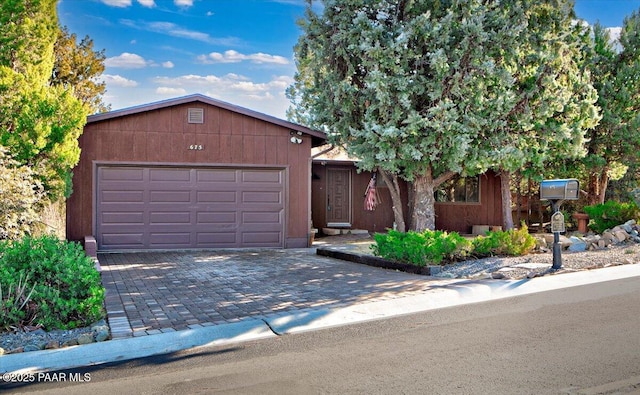 view of front of home featuring a garage