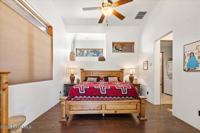 15345 N Badlands Cir, Prescott, AZ 86305 - bedroom with wood finished floors and a ceiling fan