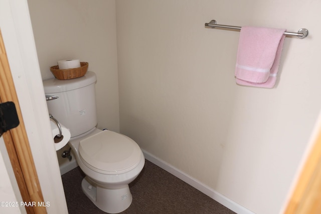 1980 S Koch Ranch Rd, Cornville, AZ 86325 - bathroom with baseboards and toilet