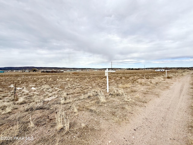 360 W Hawaii Rd, Paulden, AZ 86334 - photo 2