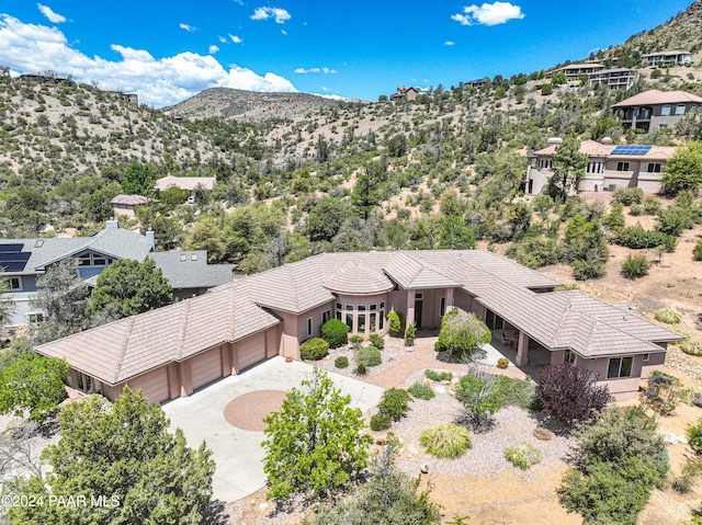 bird's eye view with a mountain view