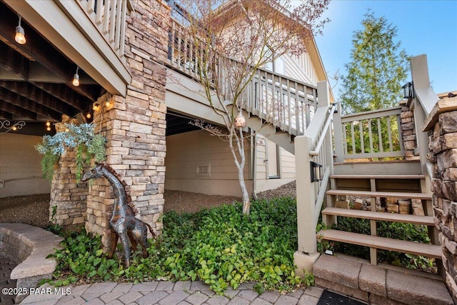 3000 Noble Star Dr, Prescott, AZ 86301 - view of side of property with a gambrel roof and stairs