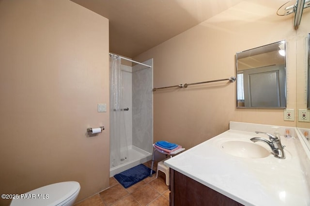 435 Fairway View Dr, Prescott, AZ 86303 - bathroom with vanity, curtained shower, and tile patterned flooring