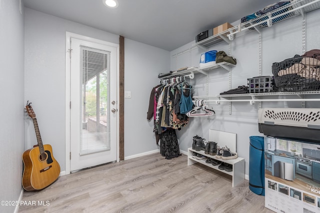 225 Sierra Rd, Sedona, AZ 86336 - walk in closet featuring wood finished floors
