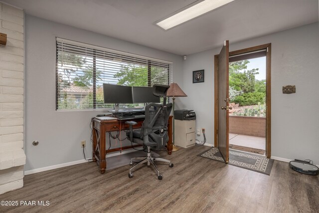 225 Sierra Rd, Sedona, AZ 86336 - office space with wood finished floors and baseboards