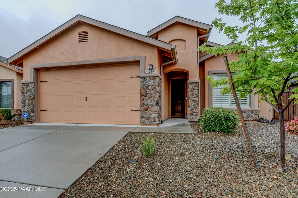 345 Breezy Rd, Prescott, AZ 86301 - photo 1