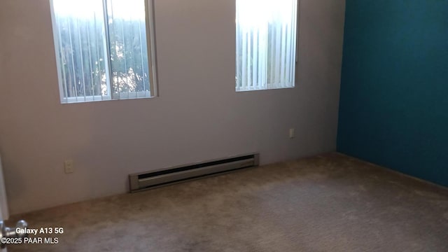 3035 Hozoni Rd, Prescott, AZ 86305 - carpeted empty room with baseboard heating