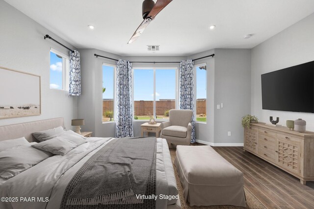 5357 Crescent Edge Dr, Prescott, AZ 86301 - bedroom with wood finished floors, recessed lighting, and baseboards