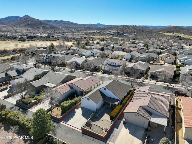 bird's eye view with a mountain view