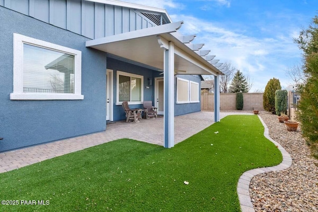 view of yard with a patio area