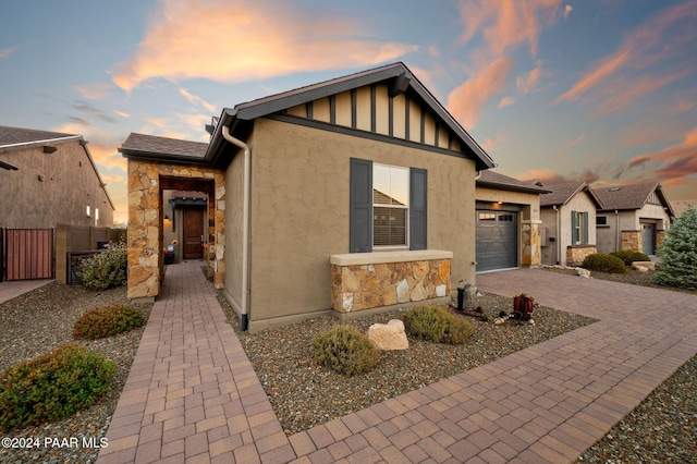 view of front facade featuring a garage