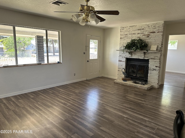2532 Huron St, Dewey-Humboldt, AZ 86329 - unfurnished living room with ceiling fan, a textured ceiling, and wood finished floors
