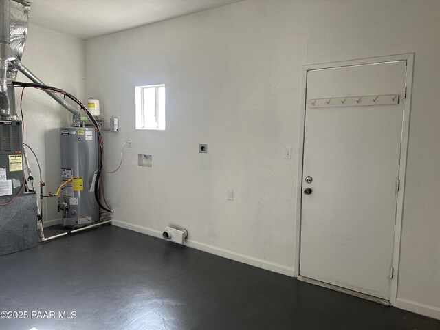 2532 Huron St, Dewey-Humboldt, AZ 86329 - garage featuring gas water heater and baseboards