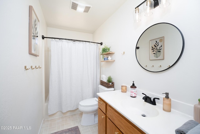 17571 E Hummingbird Ln, Mayer, AZ 86333 - bathroom with vanity, toilet, and shower / bath combination with curtain