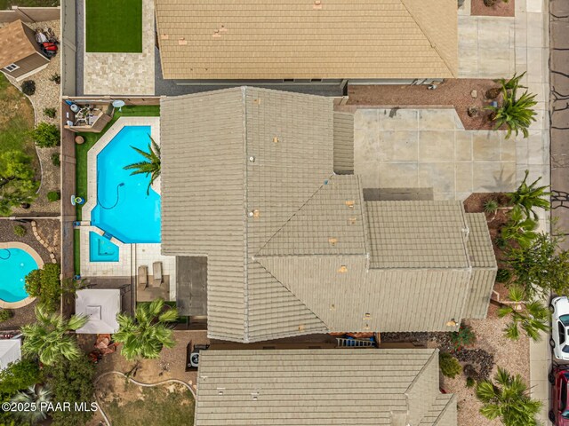 8214 S 48th Dr, Laveen, AZ 85339 - bird's eye view of a pool