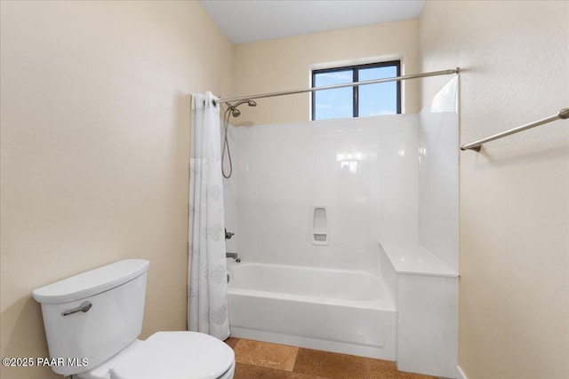 5560 W Halcyone Cir, Prescott, AZ 86305 - full bathroom featuring shower / bath combo and toilet
