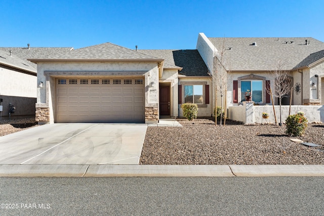 5557 N Teaberry Ln Unit 11, Prescott Valley, AZ 86314 - photo 1
