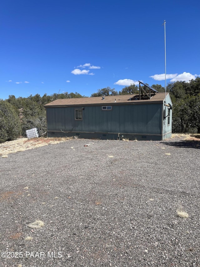 54683 N El Portal Ln, Seligman, AZ 86337 - exterior space featuring crawl space