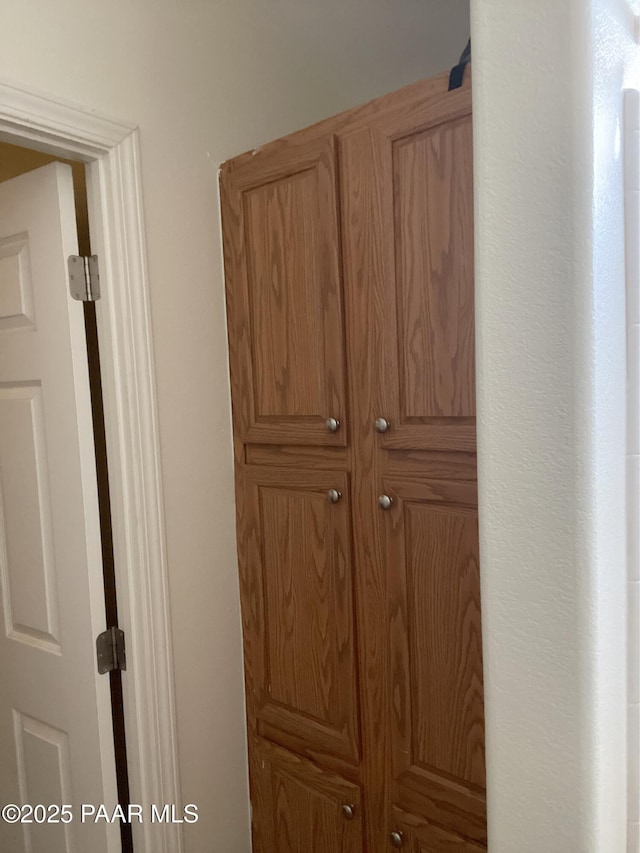 54683 N El Portal Ln, Seligman, AZ 86337 - view of room details
