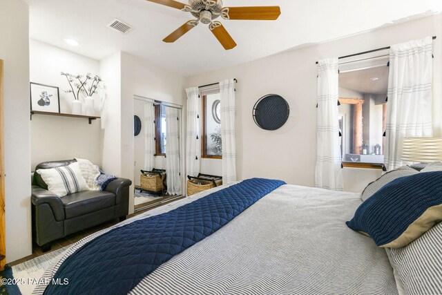 bedroom with ceiling fan