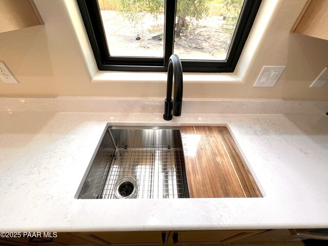 7010 N Race Track Rd, Prescott, AZ 86305 - kitchen view of light stone countertops