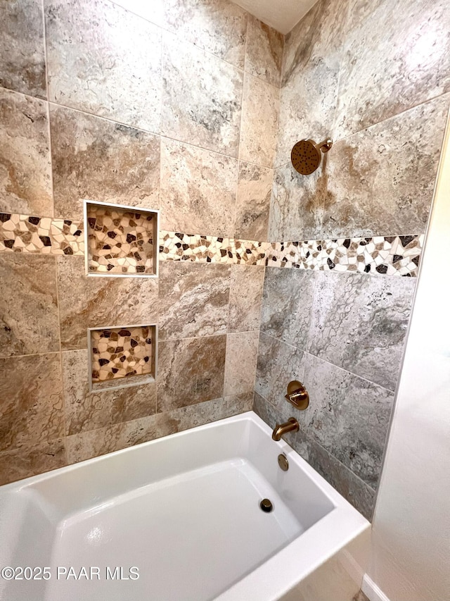 7010 N Race Track Rd, Prescott, AZ 86305 - full bath with shower / bathtub combination