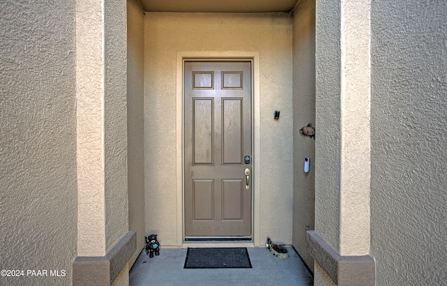 view of property entrance