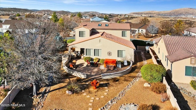 bird's eye view featuring a mountain view