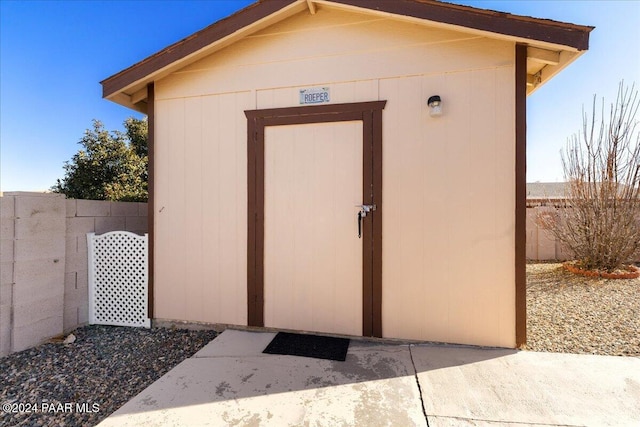 view of outbuilding