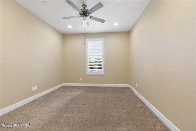 unfurnished room featuring carpet flooring and ceiling fan