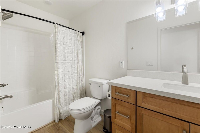 4956 E Ramada Dr, Prescott, AZ 86301 - bathroom featuring vanity, wood finished floors, and shower / bath combo