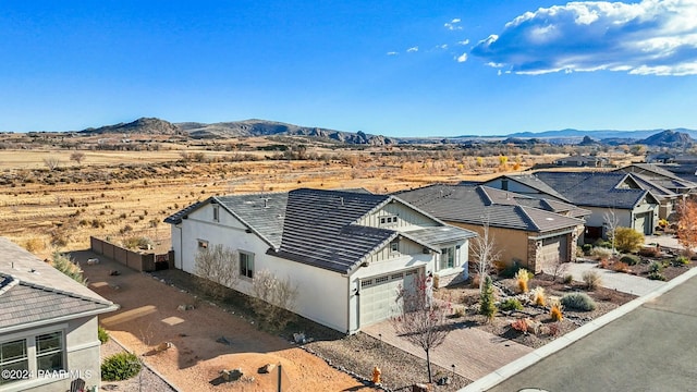 bird's eye view with a mountain view