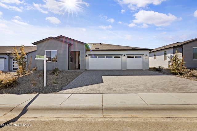 view of front facade featuring a garage