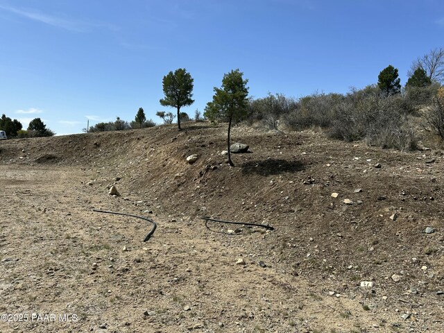 16776 W Trap Rd, Peeples Valley, AZ 86332