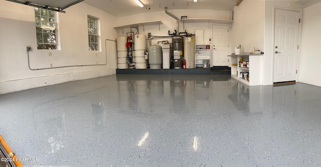 4860 W Stazenski Rd, Prescott, AZ 86305 - garage featuring water heater and gas water heater
