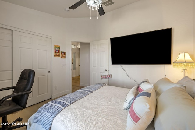 bedroom featuring visible vents and a ceiling fan