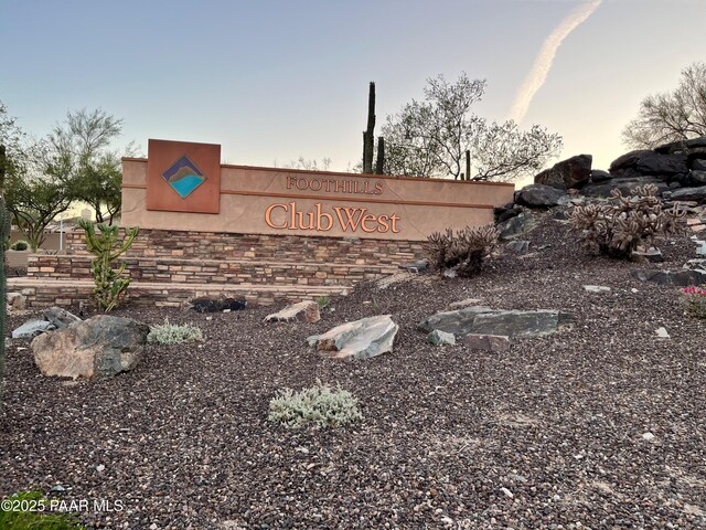 1819 W Deer Creek Rd, Phoenix, AZ 85045 - view of community sign