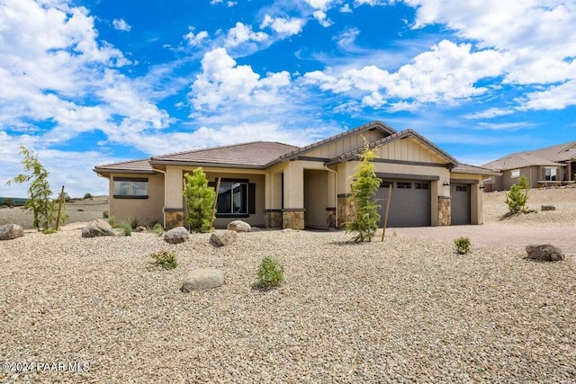 view of front of house featuring a garage