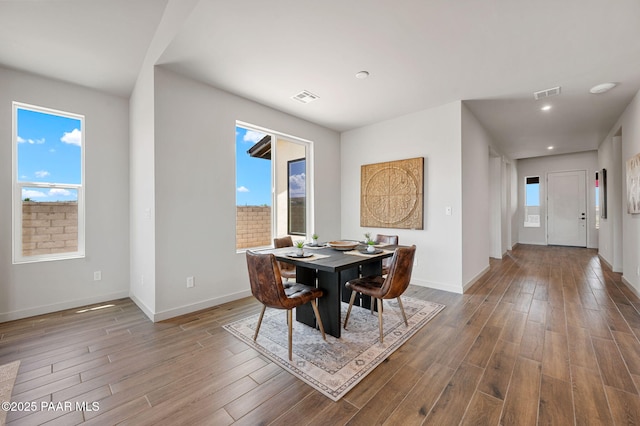 5711 E Hahn St, Prescott Valley, AZ 86314 - dining area with wood finished floors and recessed lighting