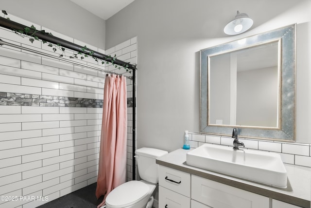 9550 N Manger Rd, Prescott Valley, AZ 86314 - full bathroom with a tile shower and vanity