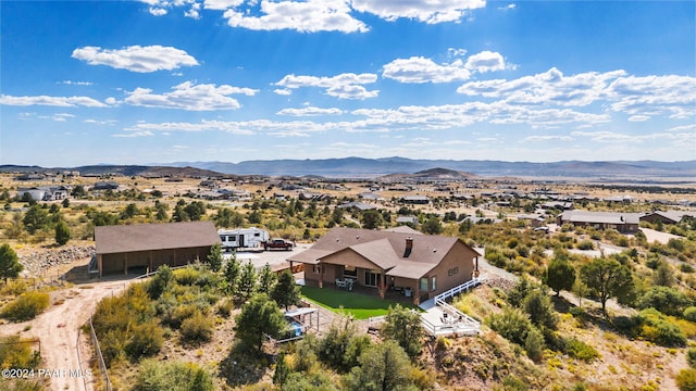 bird's eye view featuring a mountain view