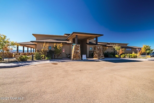 view of front of house with stucco siding