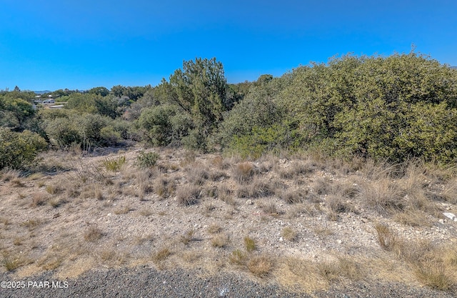20850 E Larry Ln, Mayer, AZ 86333
