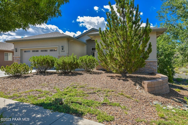 view of front of home featuring a garage