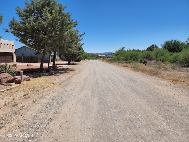 Listing photo 3 for 5705 N Vicki Ln, Rimrock AZ 86335