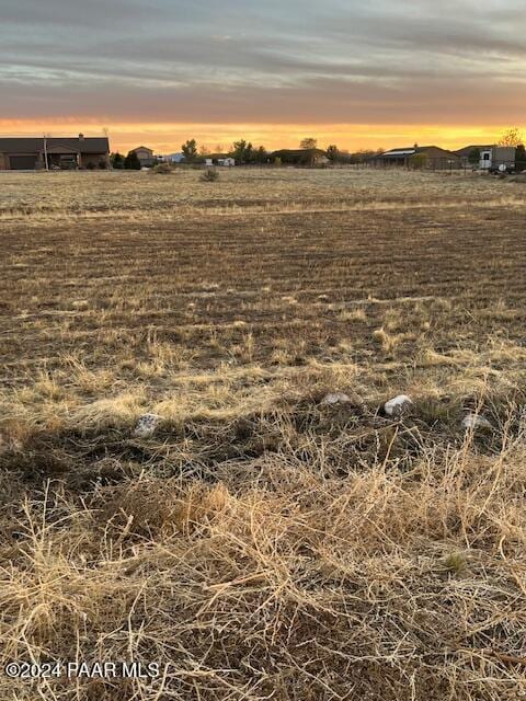 9305 E Tatanka Trl, Prescott Valley, AZ 86315 - photo 2